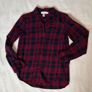 H&M Label of Graded Goods Red and Navy Blue Plaid Button-Up Shirt size 2